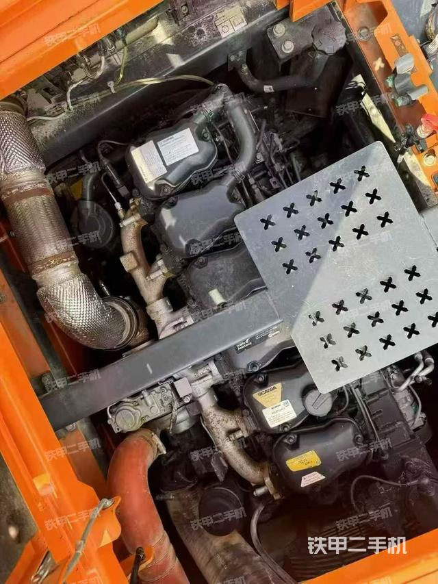 發(fā)動機整體俯視（整機外觀）