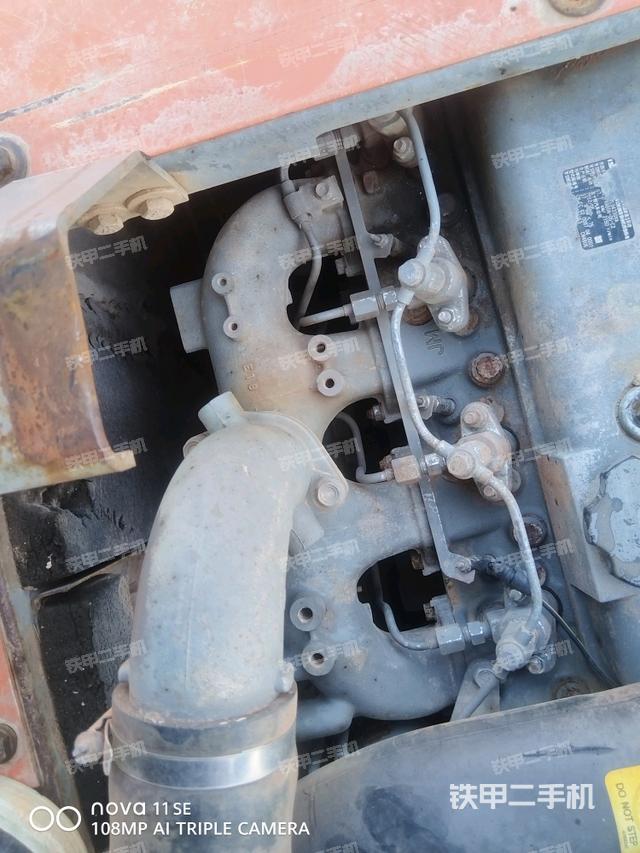 中央回轉(zhuǎn)接頭特寫（上車部件）