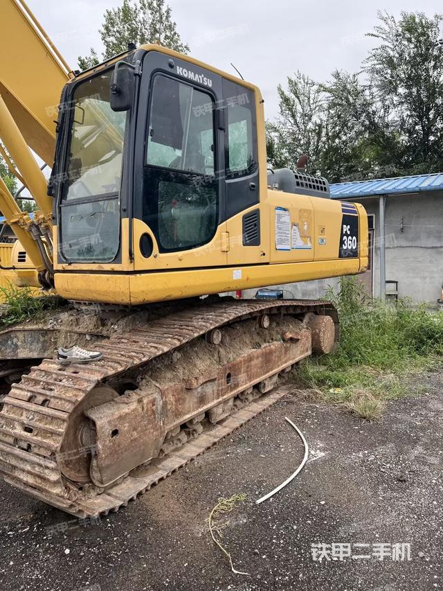 駕駛室整體（整機外觀）