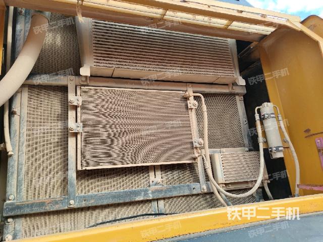 散熱器正面（大件艙室）