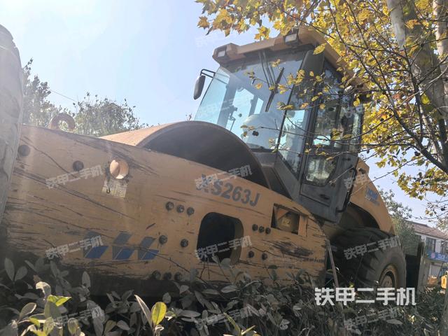 徐工XS263J压路机