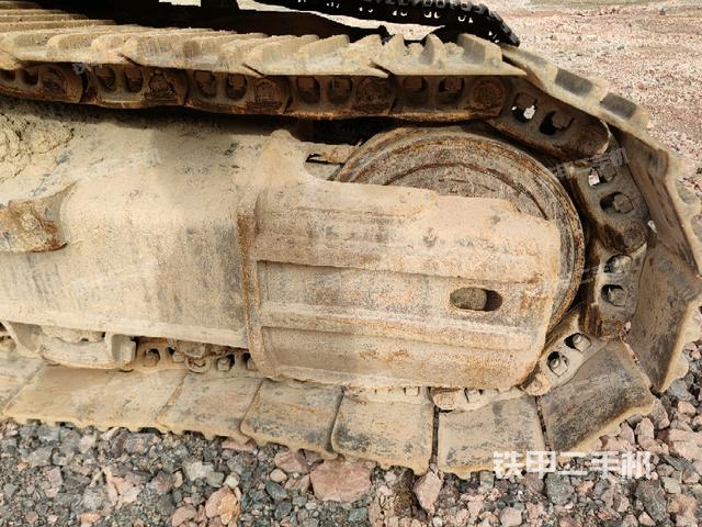 右側(cè)行走馬達蓋板（行走機構(gòu)）