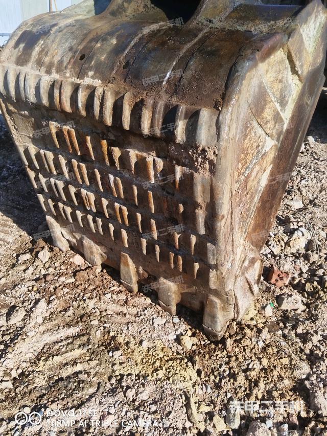 大臂整體?右側(cè)（工作和回轉(zhuǎn)裝置）