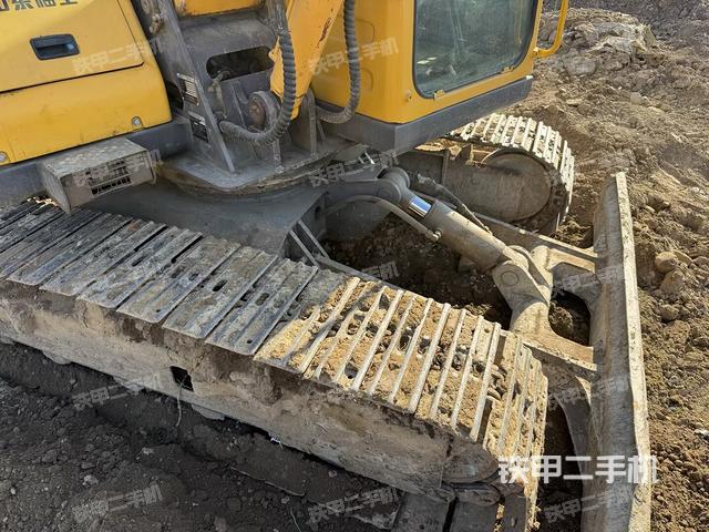 單側(cè)履帶整體（整機(jī)外觀）