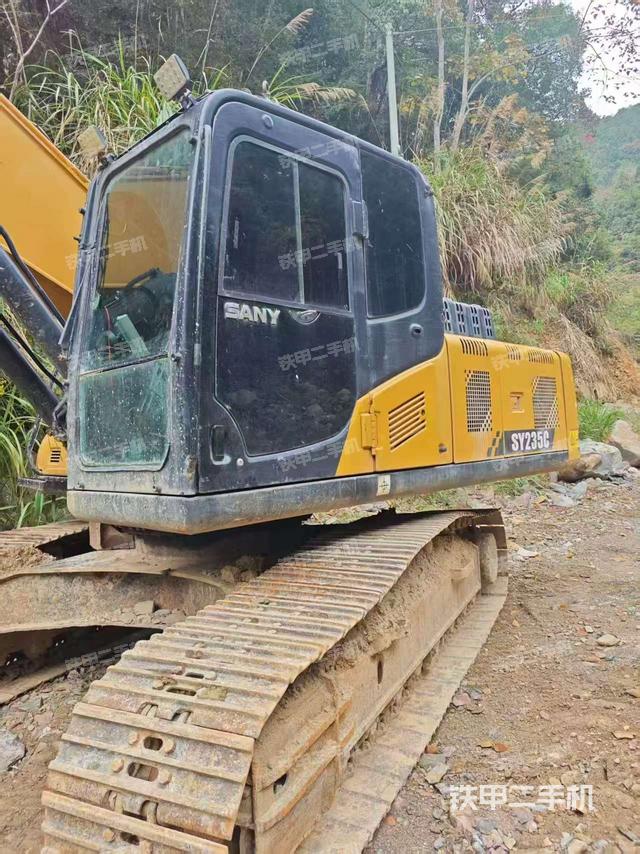 單側履帶整體（整機外觀）