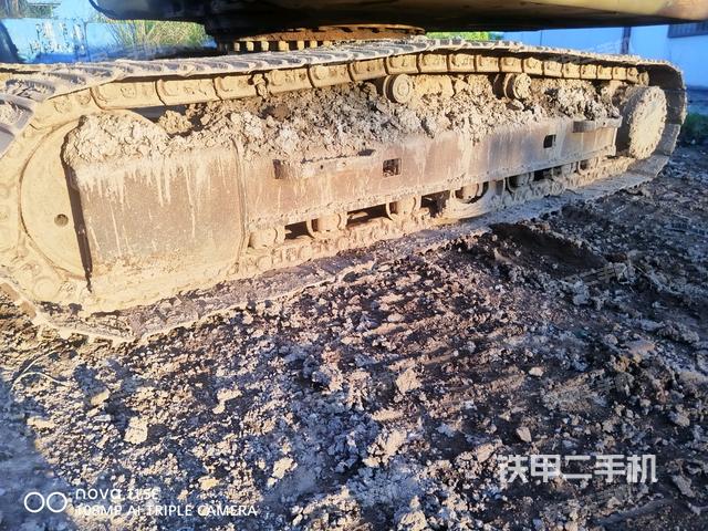 单侧履带整体（整机外观）