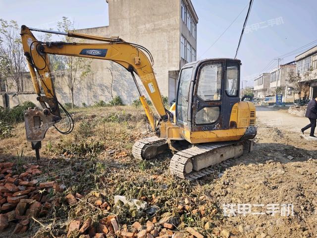 雷沃重工FR60挖掘機(jī)