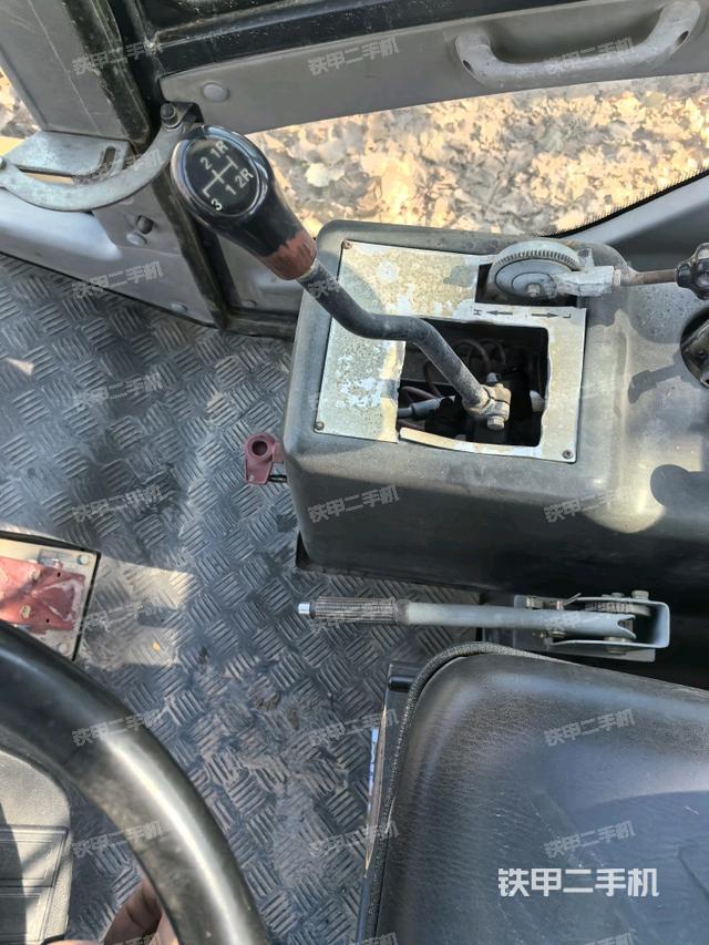 操作把手（壓路機(jī)駕駛室）