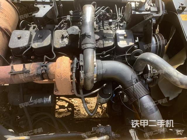 發(fā)動(dòng)機(jī)整體俯視（整機(jī)外觀）