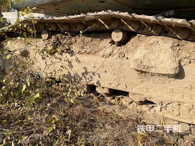 单侧履带整体（整机外观）