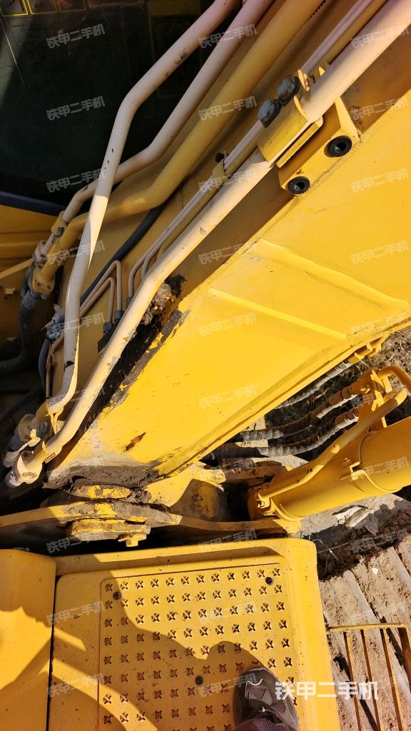 大臂根部 斜视（工作和回转装置）