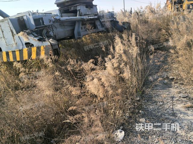 主副吊钩（汽车起重机其他部件展示）