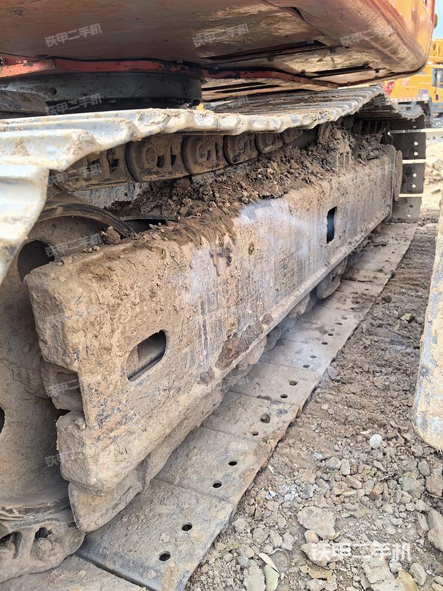 單側(cè)履帶整體（整機外觀）