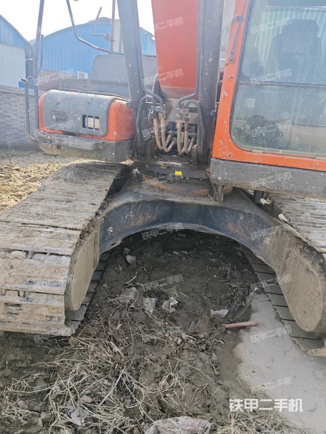 駕駛室頂部（整機(jī)外觀）