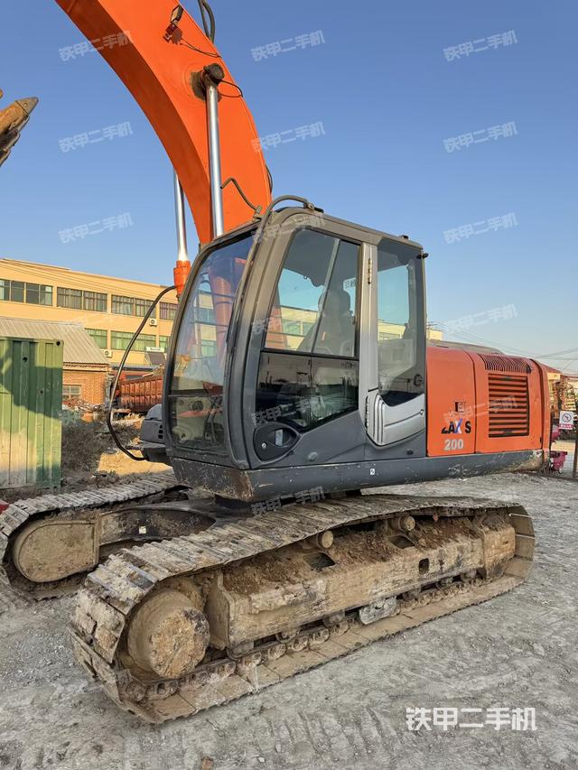 駕駛室整體（整機(jī)外觀）