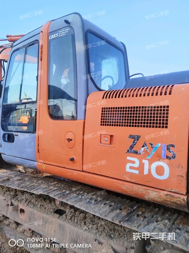 電瓶（大件艙室）