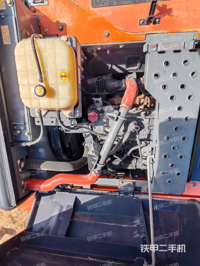 發(fā)動機整體俯視（整機外觀）