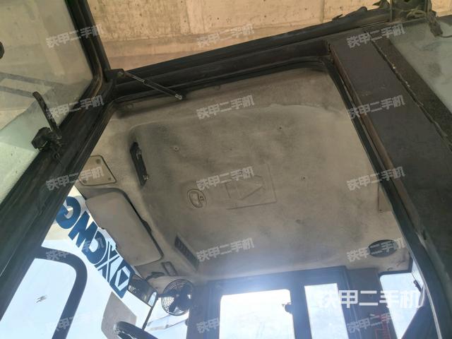 駕駛室外頂全景（壓路機(jī)駕駛室）