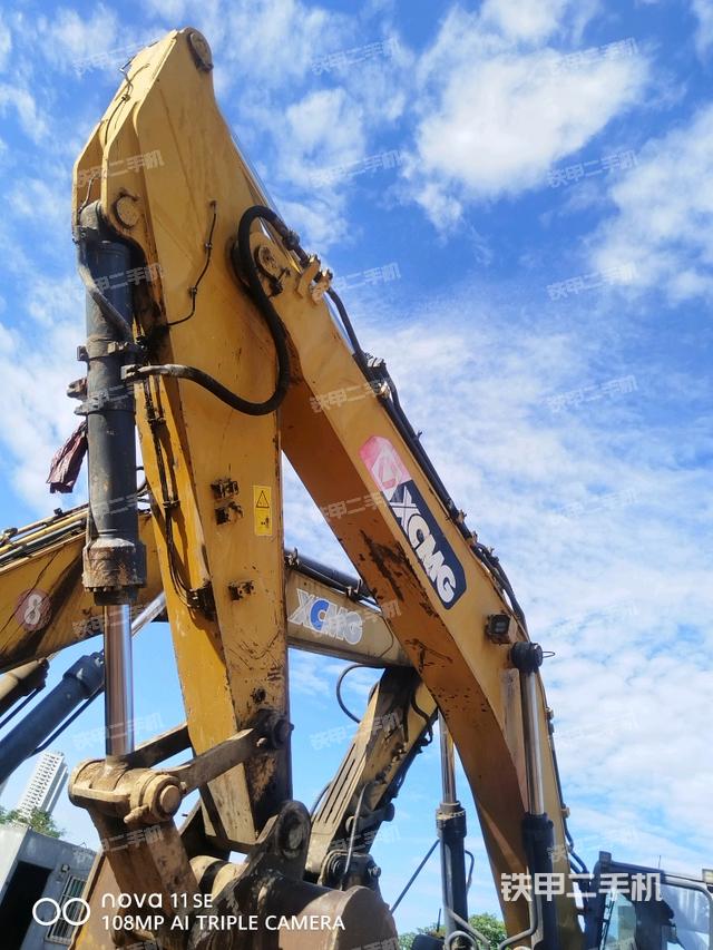 小臂整體左后（工作和回轉(zhuǎn)裝置）