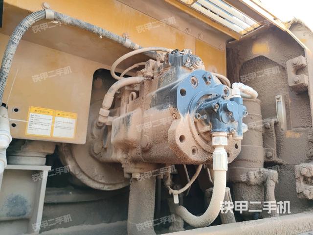 液壓泵斜45?左（大件艙室）