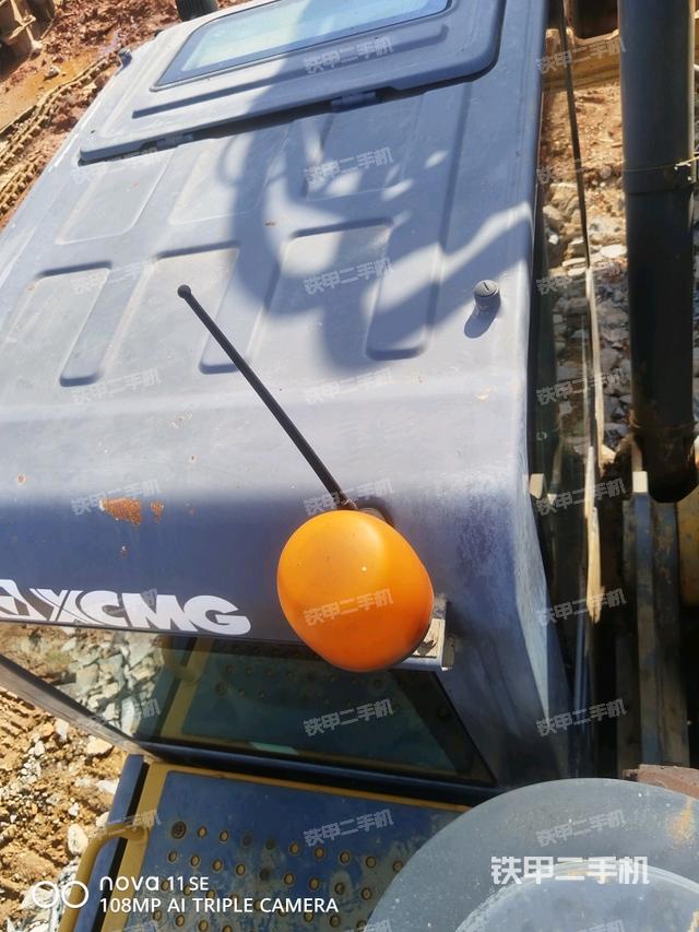 駕駛室頂部俯視（上車部件）