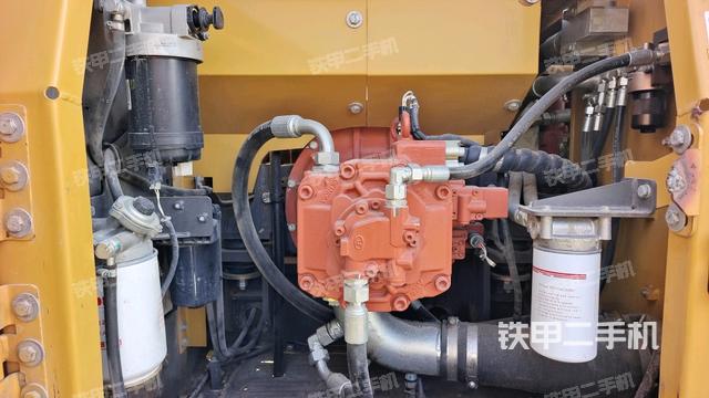 液压泵室（大件舱室）