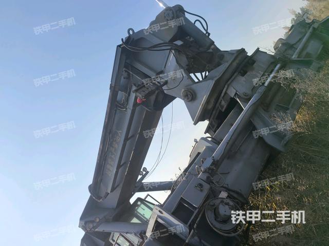 轮胎（汽车起重机其他部件展示）