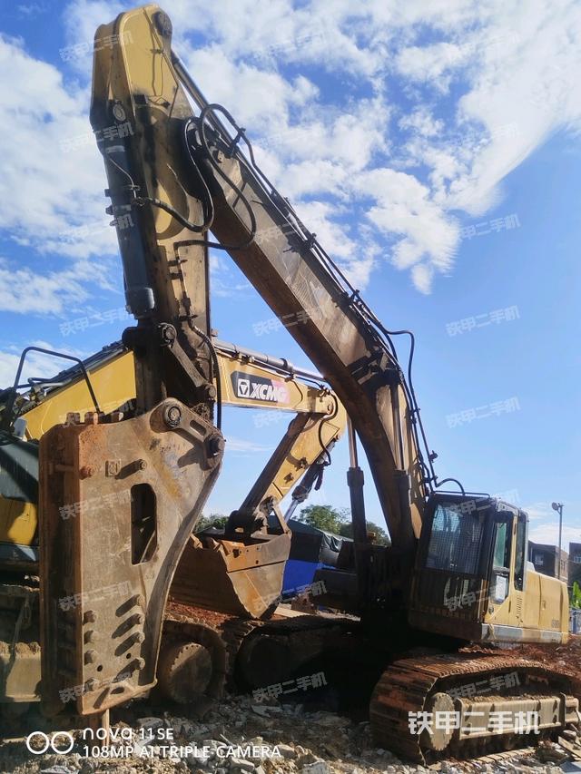 徐工XE470挖掘機