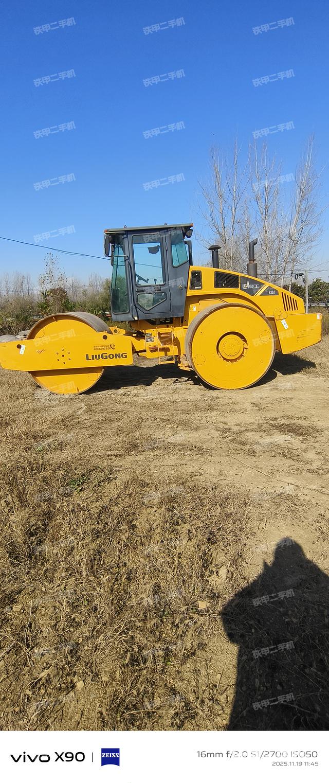 整機(jī)左側(cè)（設(shè)備外觀及核心部件）