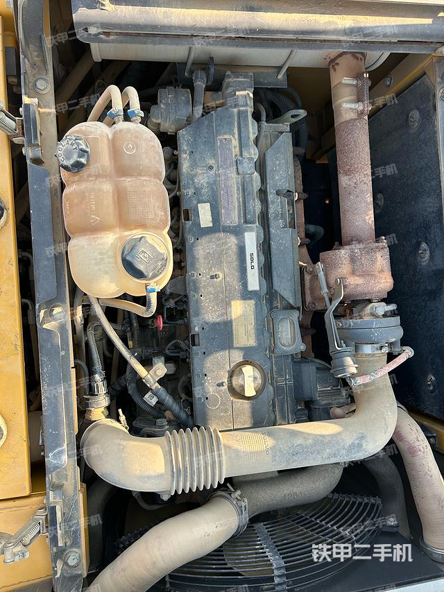 发动机整体俯视（整机外观）