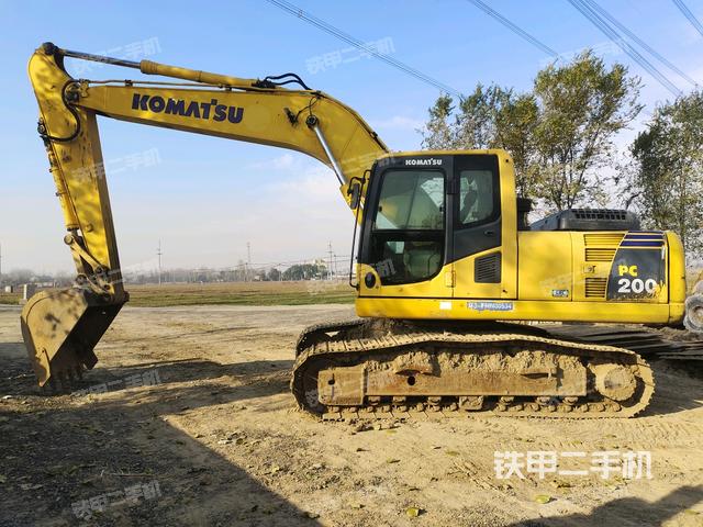 小松PC200-8M0挖掘機(jī)