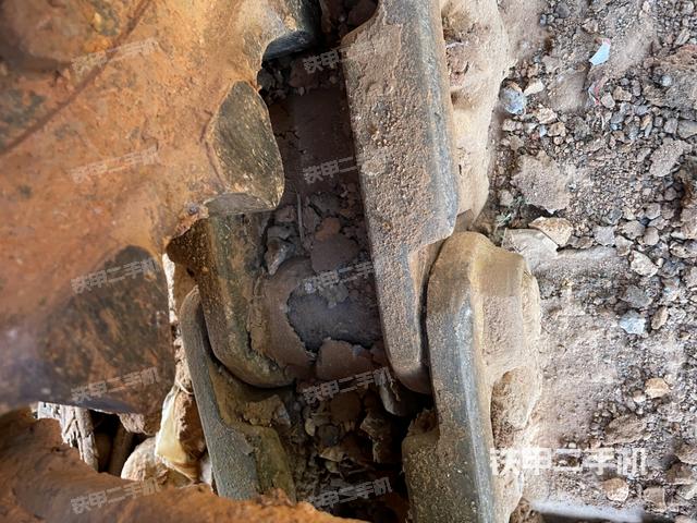 左驱动轮（行走机构）