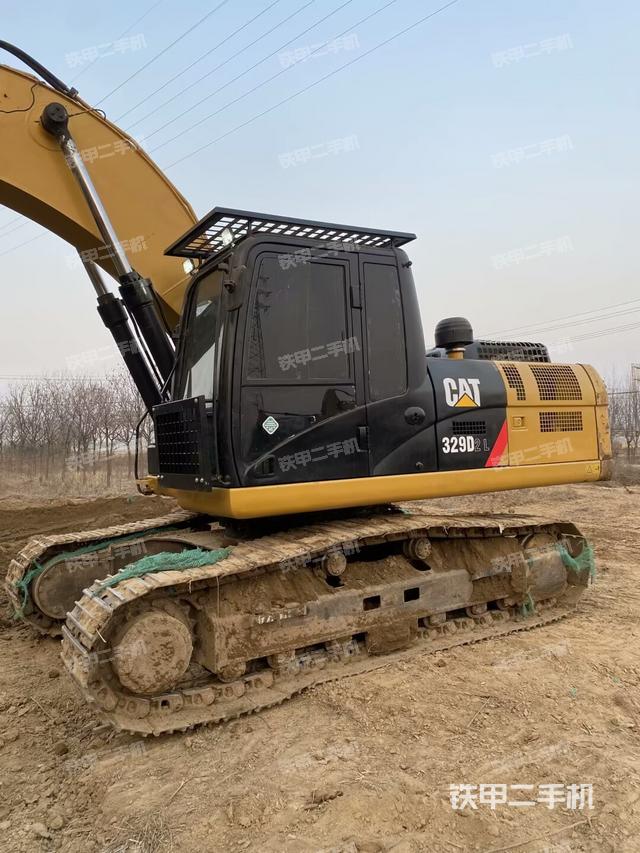 駕駛室整體（整機外觀）