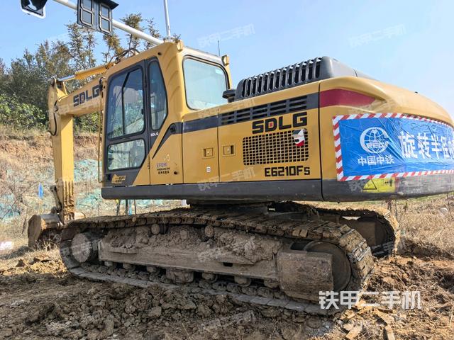 山东临工E6210FS挖掘机