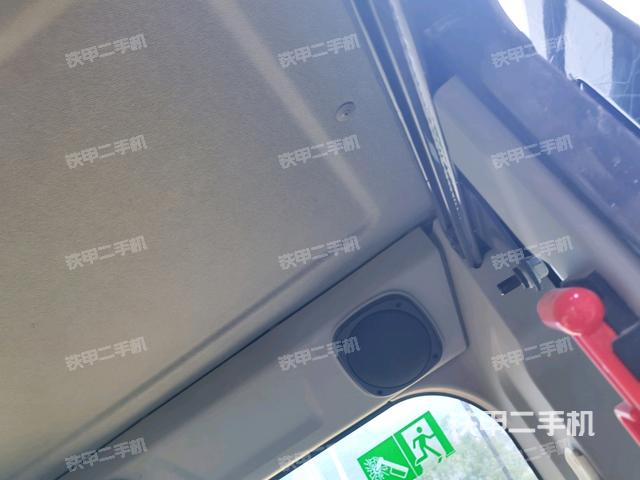 驾驶室左前45度（驾驶室部分）