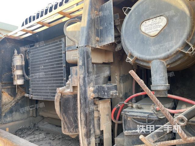 液压泵斜45 左（大件舱室）