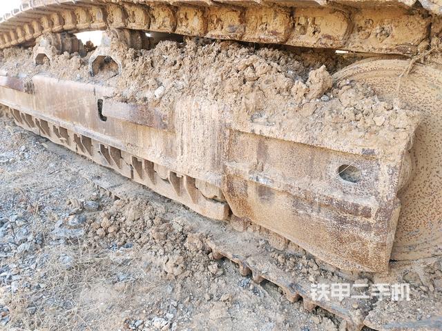 左侧履带整体 （行走机构）