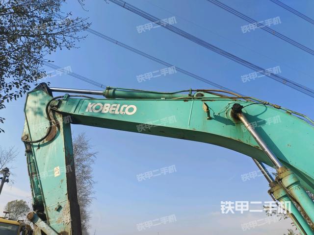 大臂整体 右侧（工作和回转装置）