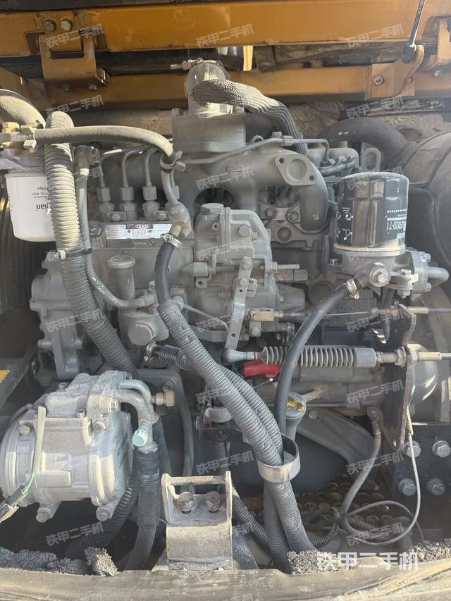 發(fā)動(dòng)機(jī)整體俯視（整機(jī)外觀）