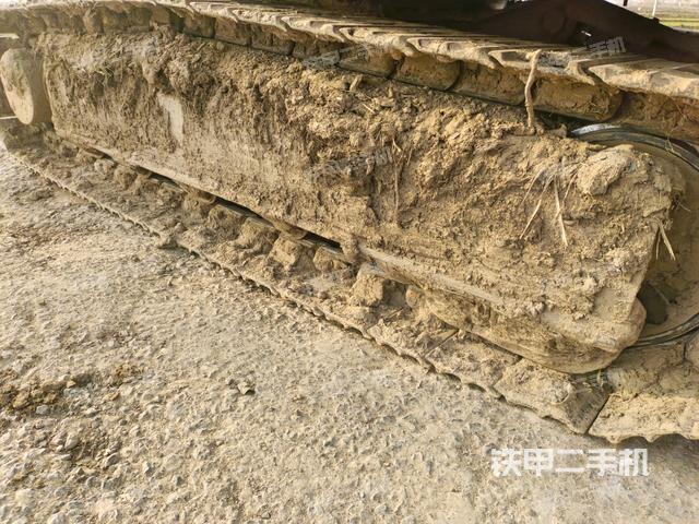 左侧履带整体 （行走机构）