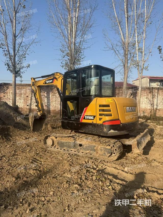 三一重工SY55C挖掘機(jī)