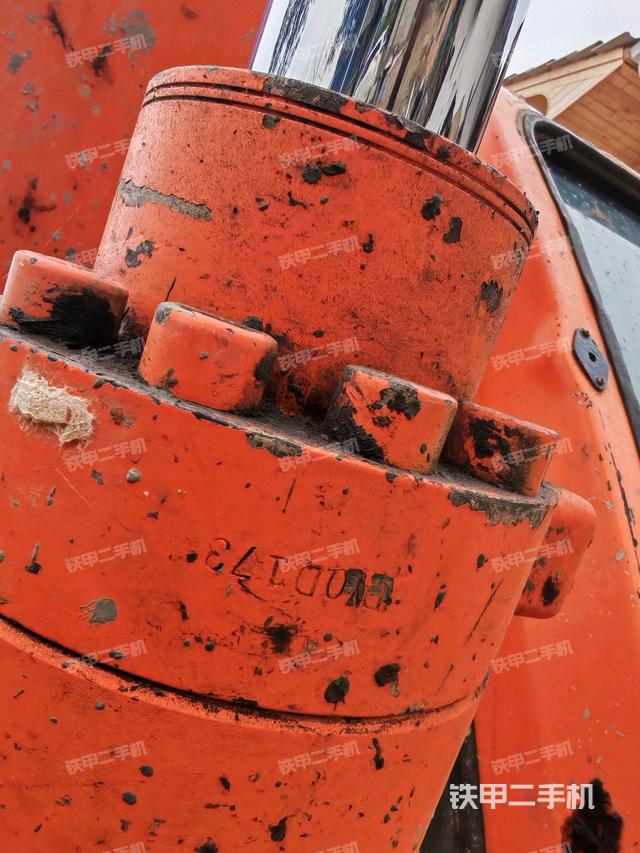 大臂根部 斜（工作和回转装置）