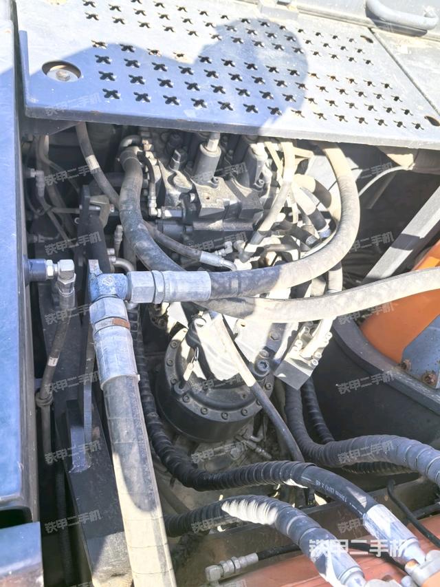 驾驶室顶部俯视（上车部件）