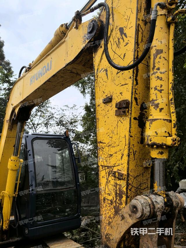 小臂整體左后（工作和回轉(zhuǎn)裝置）