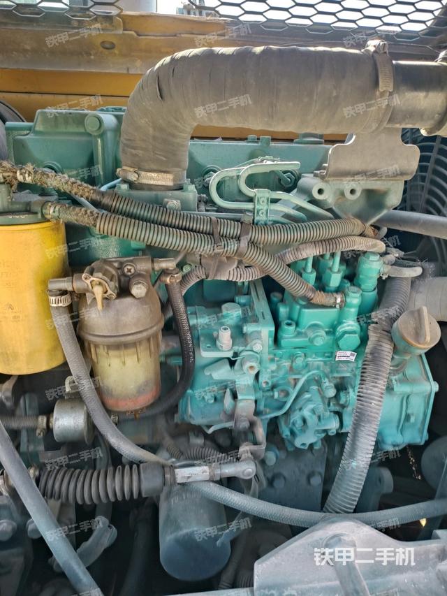 发动机整体俯视（整机外观）