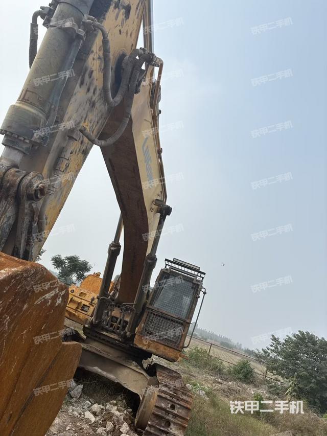 柳工CLG952EHD挖掘机