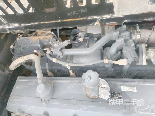 氣門室蓋螺絲特寫（上車部件）