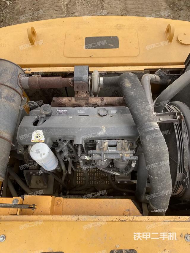 發(fā)動(dòng)機(jī)整體俯視（整機(jī)外觀）