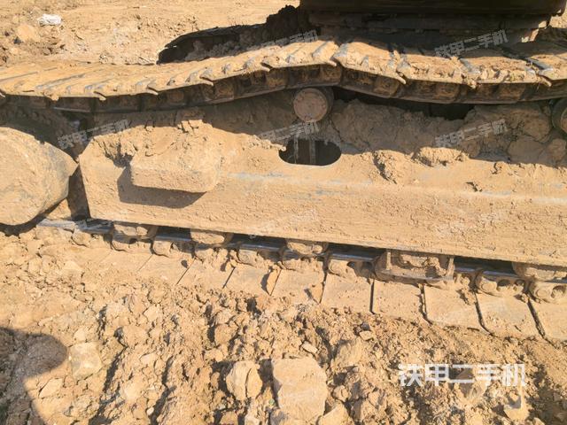 右侧行走马达盖板（行走机构）