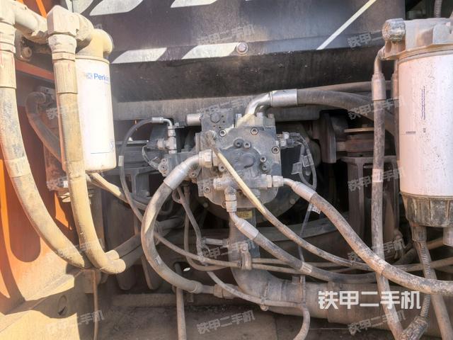 液压泵斜45 左（大件舱室）